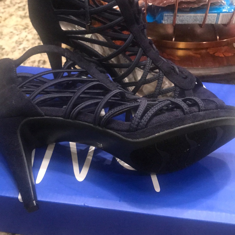 Navy blue new heels